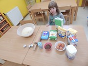 Pečeme ve školce - od zrníčka po rohlík